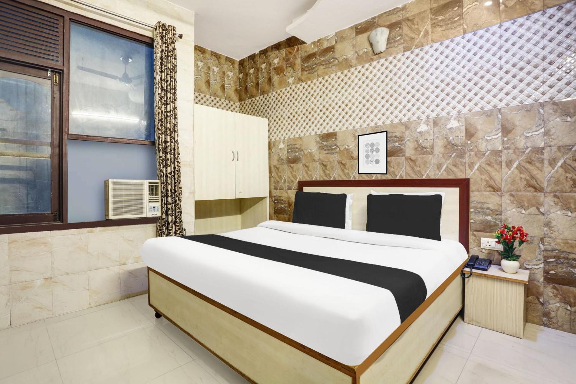 Hotel O Jammu Near Ragunath Bazaar Formerly Goodwill Екстериор снимка