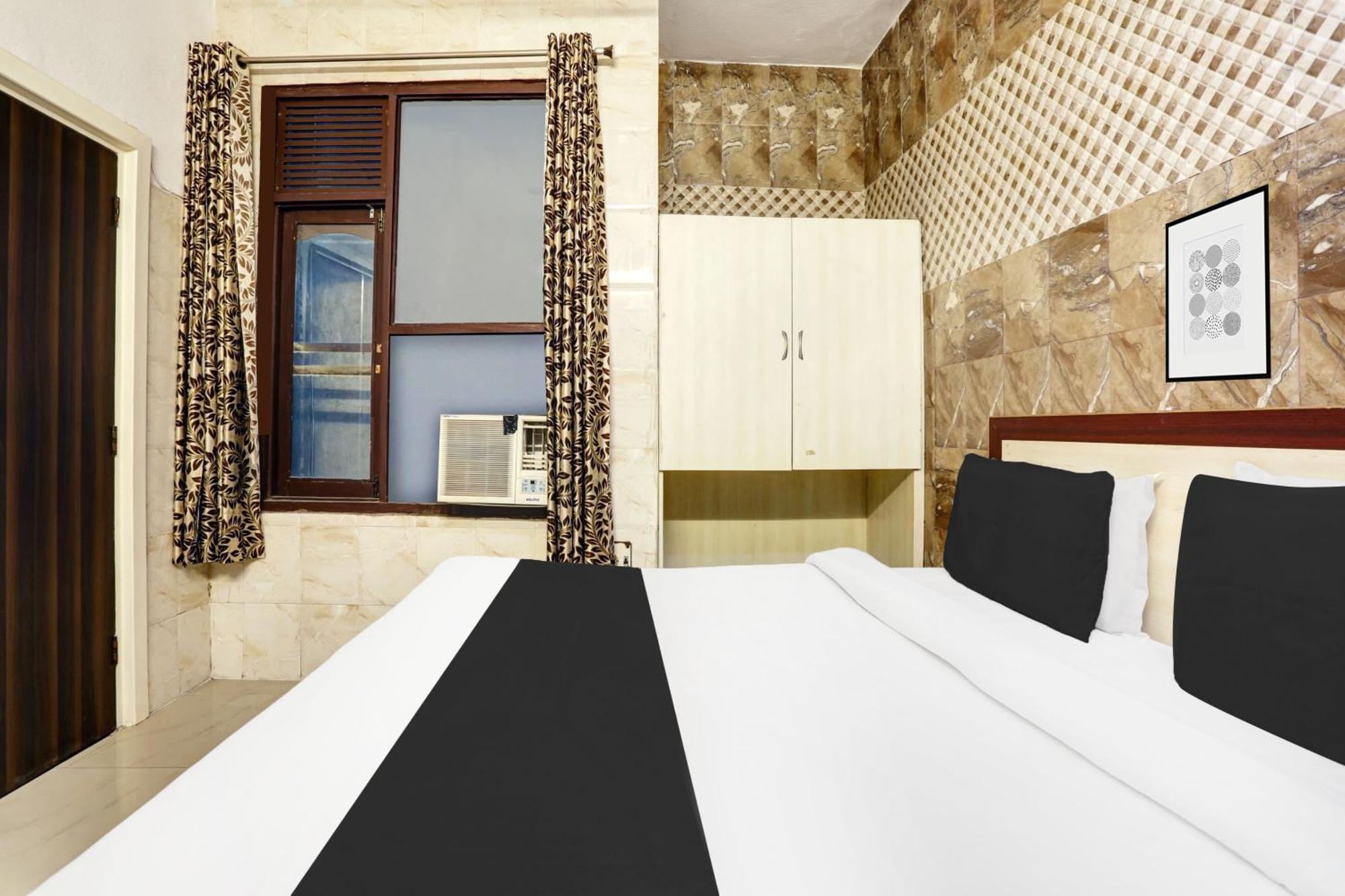Hotel O Jammu Near Ragunath Bazaar Formerly Goodwill Екстериор снимка